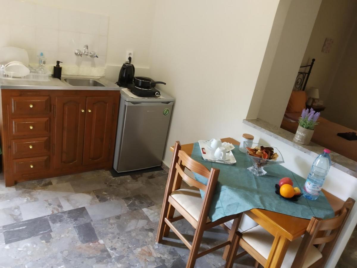Sunny Almond Studios Λιαπάδες Εξωτερικό φωτογραφία